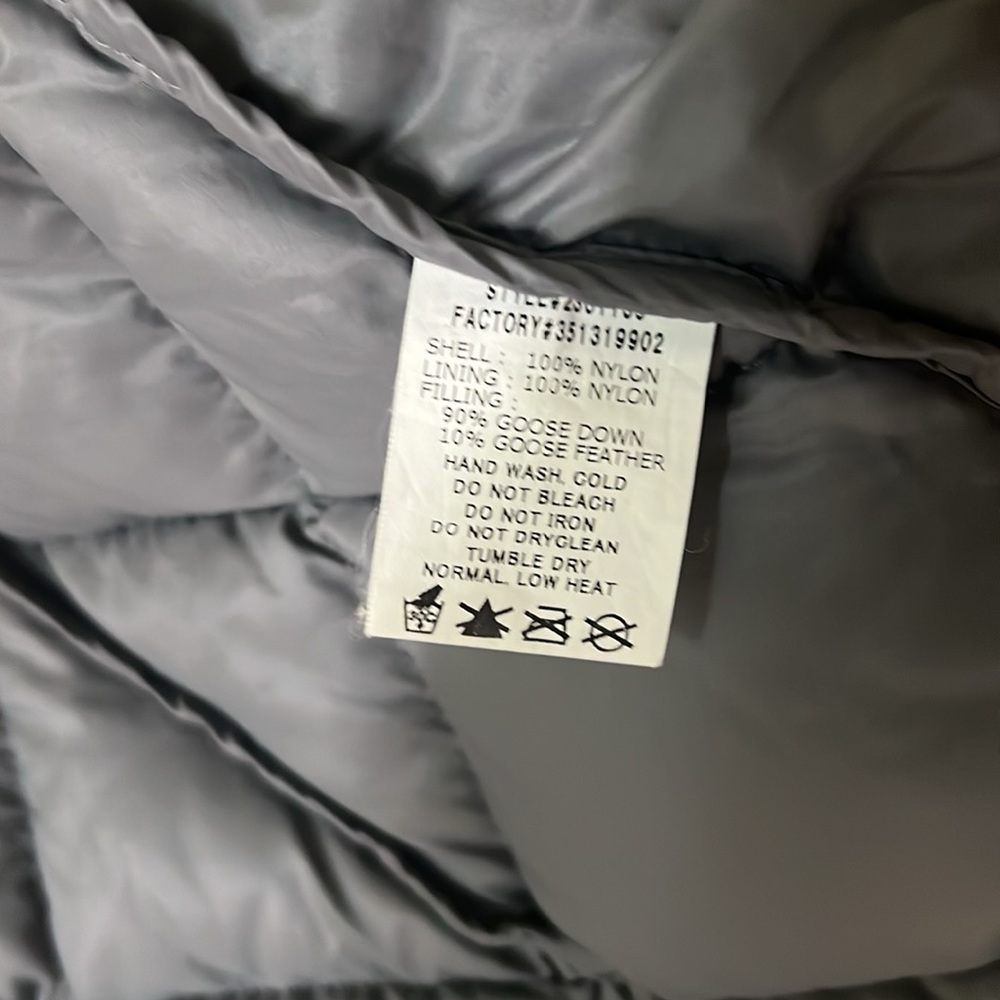 Montbell Black Quilted Women's Vest - Picture 8 of 9